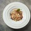 Табуле с ядрами конопли и кинзой