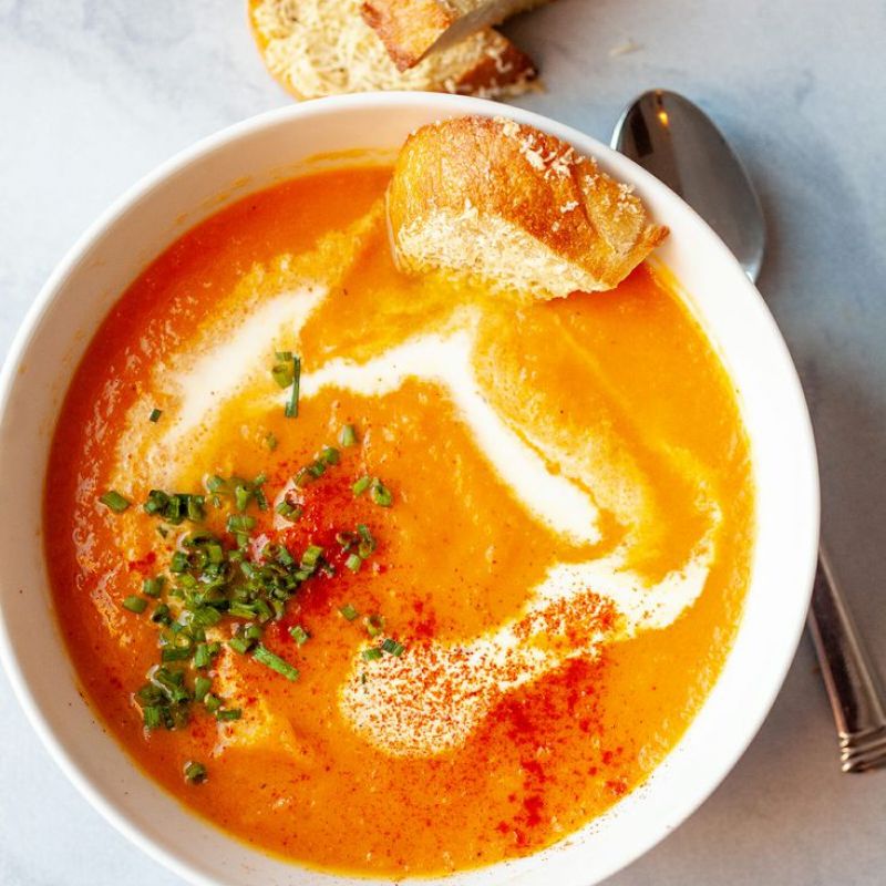 Крем-суп из моркови на костном бульоне