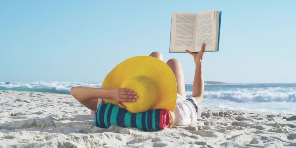 Чтение на лето: 5 книг, от которых не оторваться