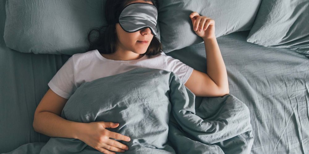 Healthy news: почему мы плохо спим в полнолуние?