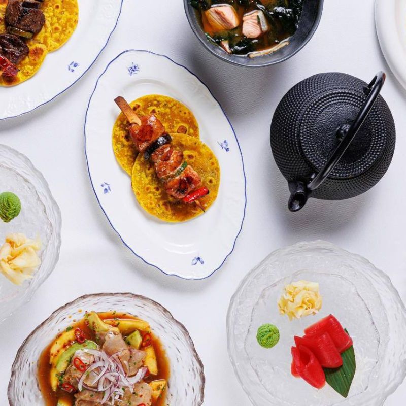 Самые красивые коллаборации: подарки от брендов в ресторанах