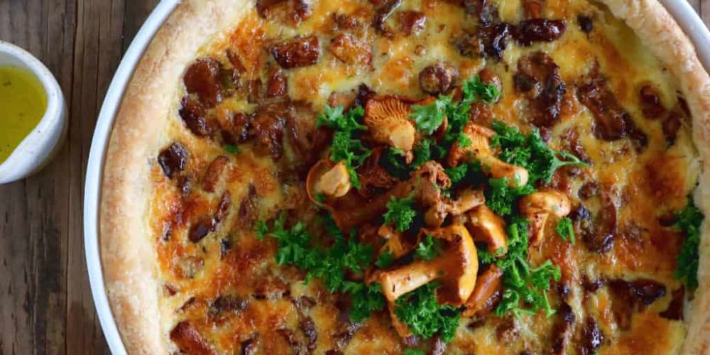 Шведский тарт с лисичками и сыром